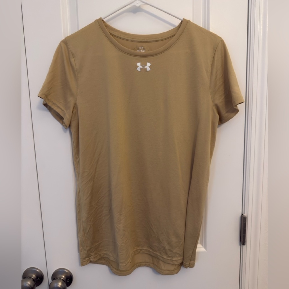 Under Armour Short Sleeve Performance Tee in Khaki